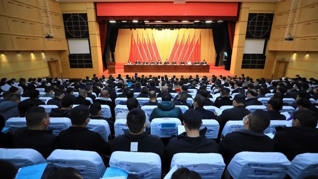 洪湖多家院士專家工作站企業(yè)受重獎.png